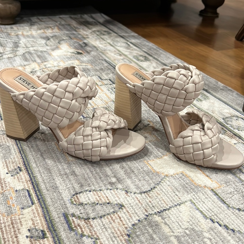 Steve Madden braided heel